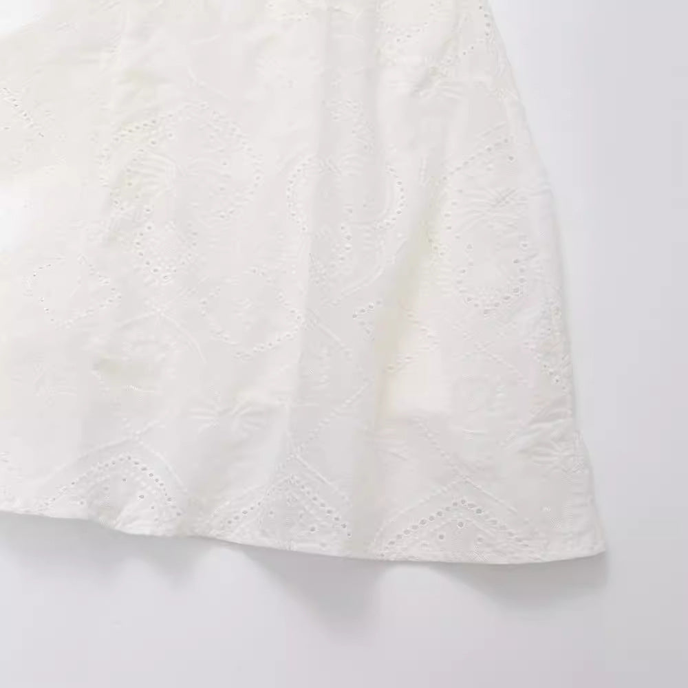Yipinpay Spring Style Hollowed-Out Embroidered V-Collar Fashion Dress 2922274