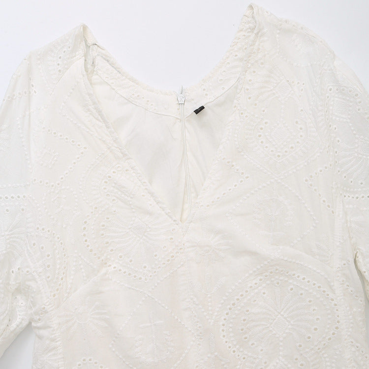 Yipinpay Spring Style Hollowed-Out Embroidered V-Collar Fashion Dress 2922274