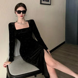 Yipinpay Velvet Long Dress Women Elegant Vintage Square Collar Long Sleeve Dress Korean Sexy Casual Evening Party Dress 2023 Autumn