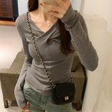 Yipinpay Crossed V-Neck Long-Sleeved Blouse For Women In Autumn And Winter, The New Style Is Slim And Beautiful And Chic With A Bottomed T-Shirt.