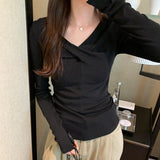 Yipinpay Crossed V-Neck Long-Sleeved Blouse For Women In Autumn And Winter, The New Style Is Slim And Beautiful And Chic With A Bottomed T-Shirt.