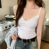 A Small Number Of Black Lace Vests For Women In Summer Are Slim And Slim.