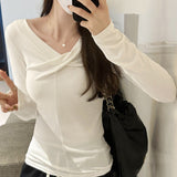 Yipinpay Crossed V-Neck Long-Sleeved Blouse For Women In Autumn And Winter, The New Style Is Slim And Beautiful And Chic With A Bottomed T-Shirt.