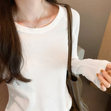 Yipinpay New Autumn And Winter T-Shirt With A Round Collar And Long Sleeves. A Short Ins Blouse With A Curved Hem.