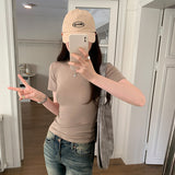 Vintage Round-Necked Short-Sleeved T-Shirt A New Summer Spicy Girl Looks Thin, Casual And Beautiful T-Shirt.