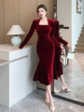 Yipinpay Dress Woman Vintage Square Collar Long Sleeve Slim Velvet Mermaid Dresses French Style Chic Solid Slim Female Fashion