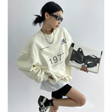 yipinpay Women Beige Sweatshirt Letter Printing Round Neck Fashion Hip Hop Oversize Leisure Thickening Warm Winter Long Sleeves Pullover