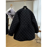 Yipinpay Oversize Belt Waist Quilted Doll V Neck Jacket Women Winter Puffer Jacket Argyle Plaid Coat Retro Parka Mujer