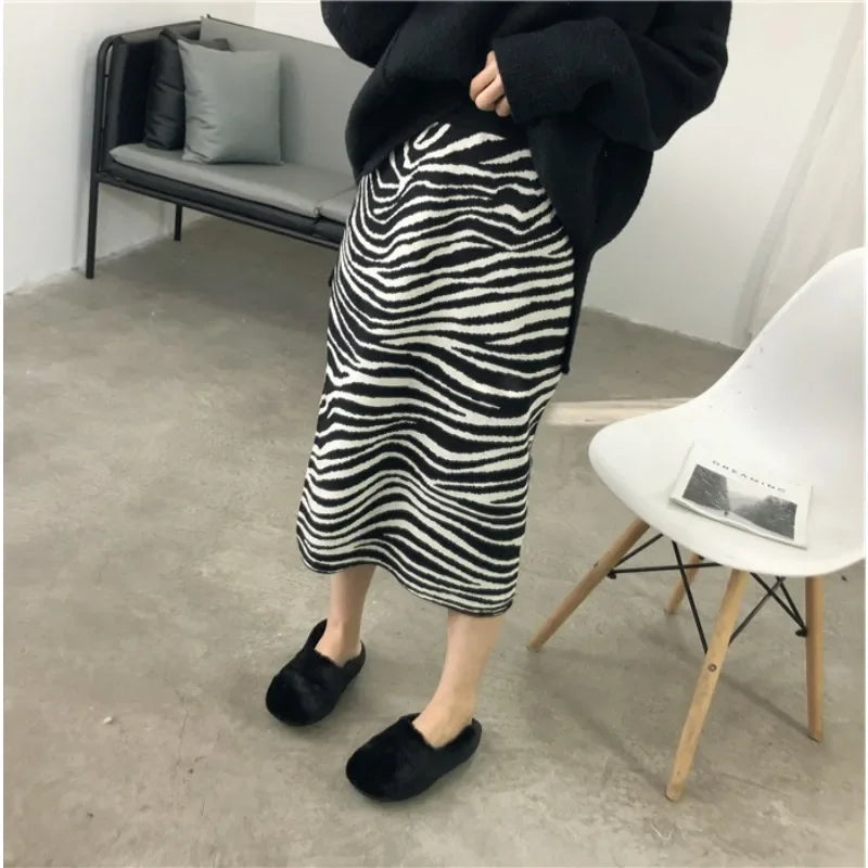 Yipinpay Autumn and Winter New Mid-length Zebra Knit Skirt Women's High Waist Thickened A-line One-step Skirt Bag Hip Skirt