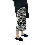 Yipinpay Autumn and Winter New Mid-length Zebra Knit Skirt Women's High Waist Thickened A-line One-step Skirt Bag Hip Skirt